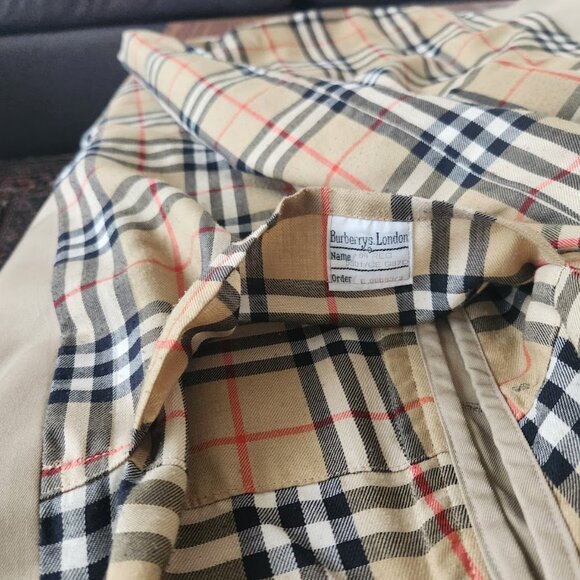 Burberry Rain Coat - Vintage - Picture 2 of 15